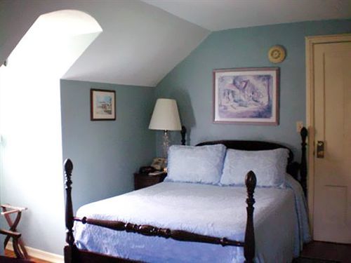 Montague Inn Сагъно Екстериор снимка