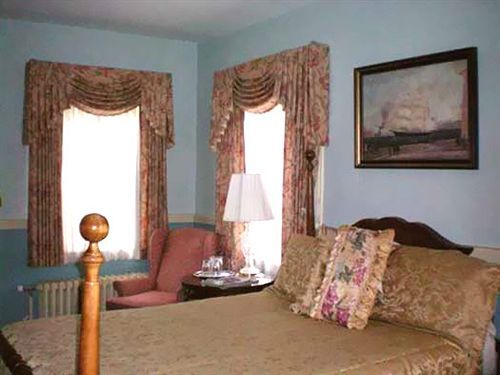 Montague Inn Сагъно Екстериор снимка