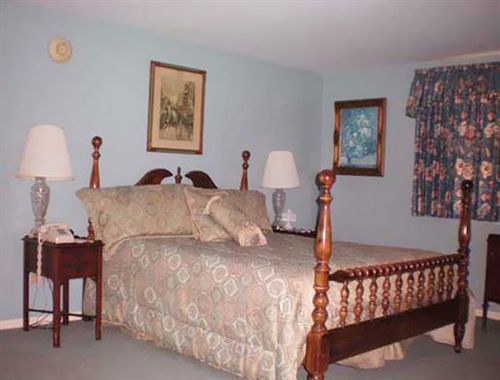 Montague Inn Сагъно Екстериор снимка