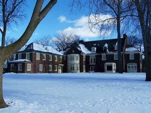 Montague Inn Сагъно Екстериор снимка