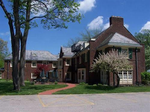 Montague Inn Сагъно Екстериор снимка